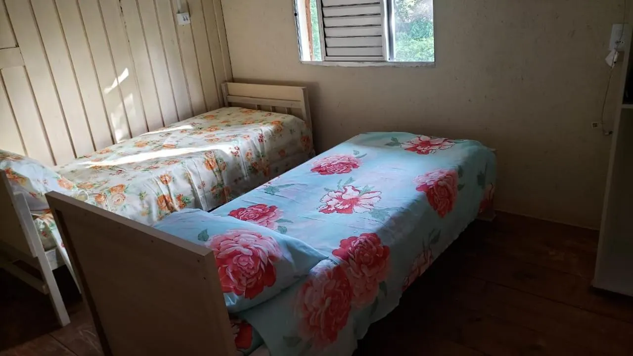 Albergue Quartos Simples Em Bombinhas